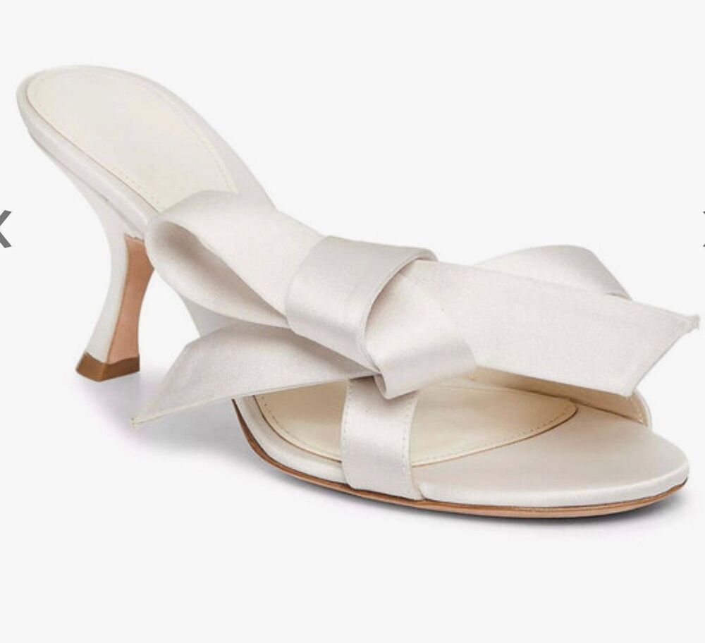 GIAMBATTISTA VALLI Bow-Detailed Satin Pump in Ivory NWB Size 39/ US 9